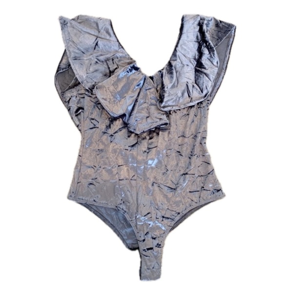 LBB Crushed Velvet Steel Silver‎ Grey 1pc Ruffled Thong Bodysuit Top Sz M NWT - Picture 7 of 12